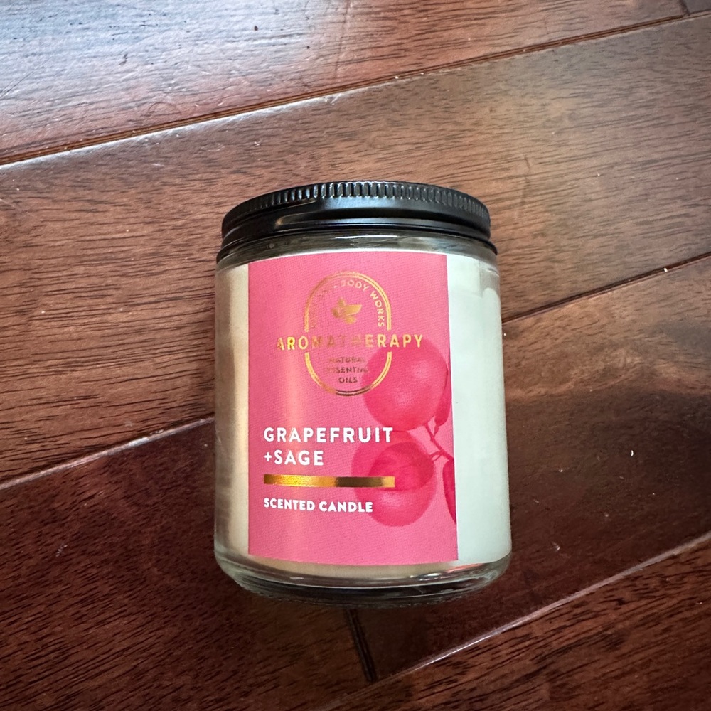 Bath and Body Works Single Wick Candle - Grapefruit and Sage